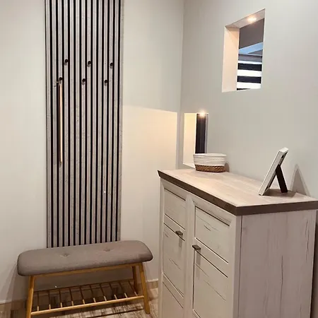 아파트 Rent-a-home *